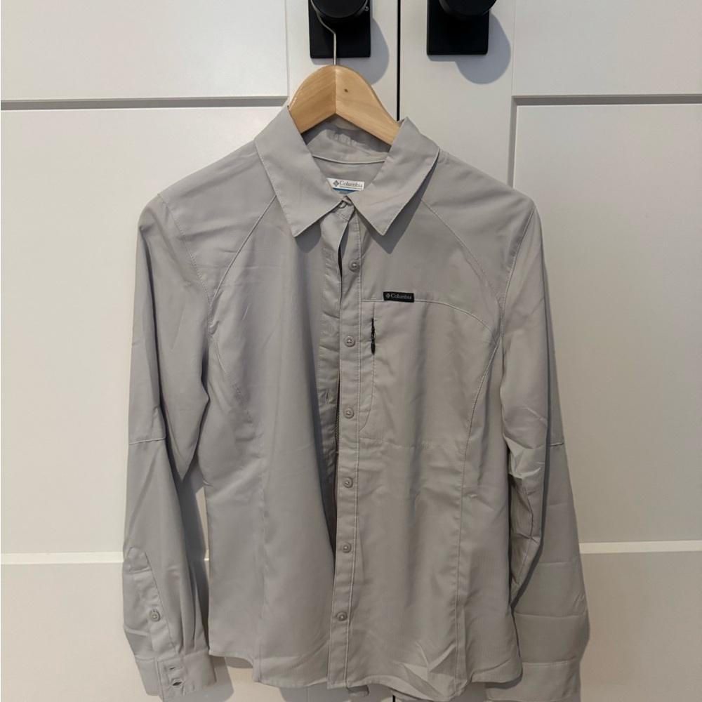 Columbia Gray Women’s Shirt